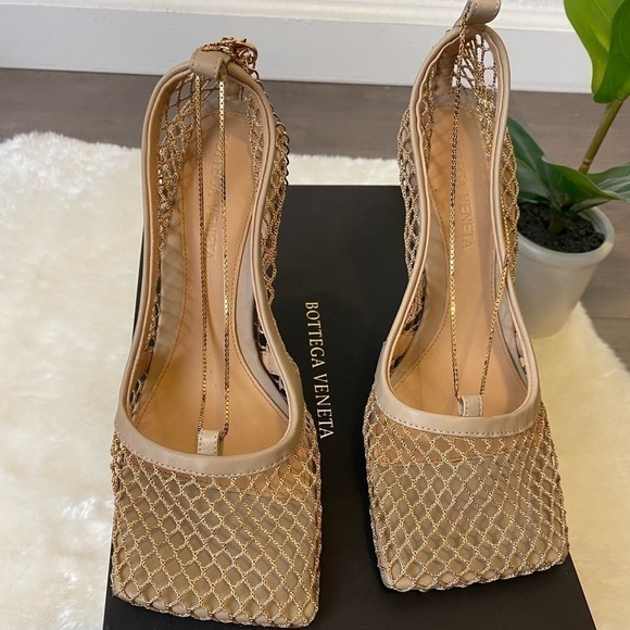 Authentic Bottega Veneta Mesh & Leather Pumps - Picture 4 of 9